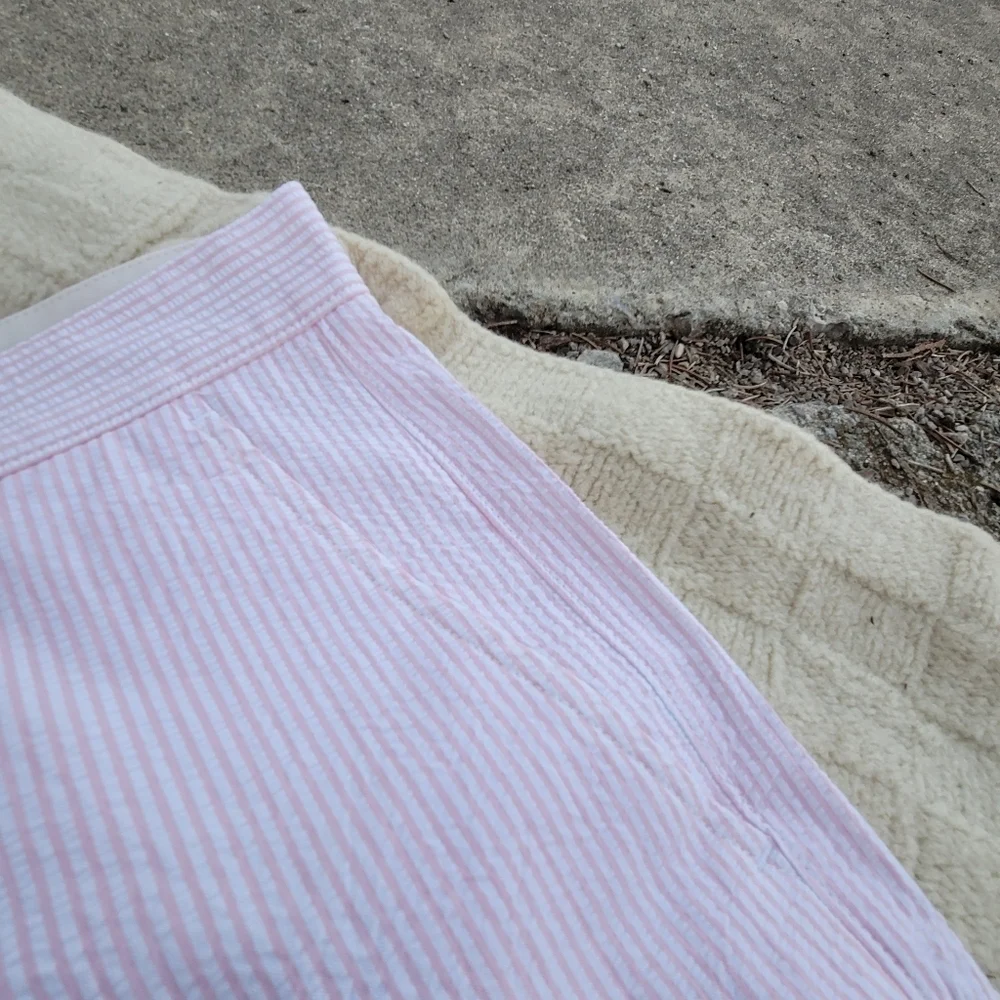 NWT J Crew Rivington Seersucker Striped Cotton Chino Short size 35W Pink White